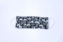 Cargar imagen en el visor de la galería, MASCARILLA CALAVERAS - Meraki Heartmade
