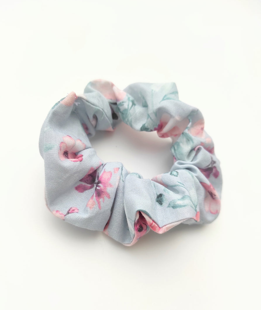 Coletero Scrunchie rosa Merakiheartmade