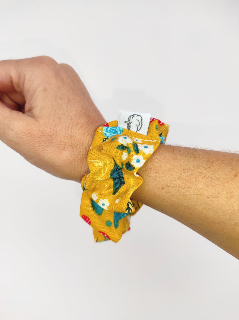Coletero Scrunchie mostaza silvestre Merakiheartmade