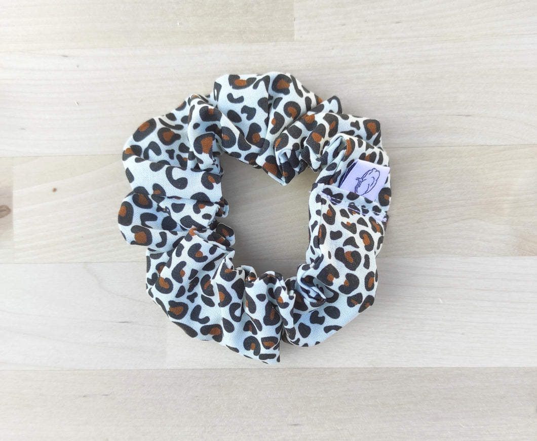 Coletero Scrunchie leopardo Merakiheartmade
