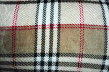 Cargar imagen en el visor de la galería, balaclava cuadros marron merakiheartmade
