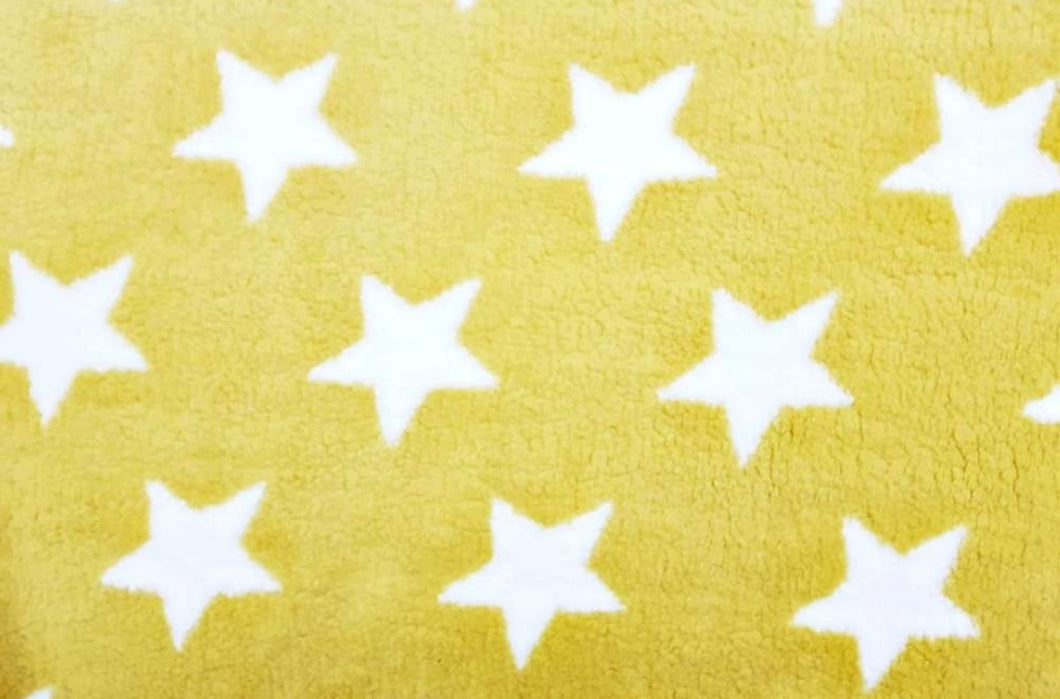 balaclava estrellas amarillas merakiheartmade
