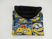Cargar imagen en el visor de la galería, Cuello Minions merakiheartmade
