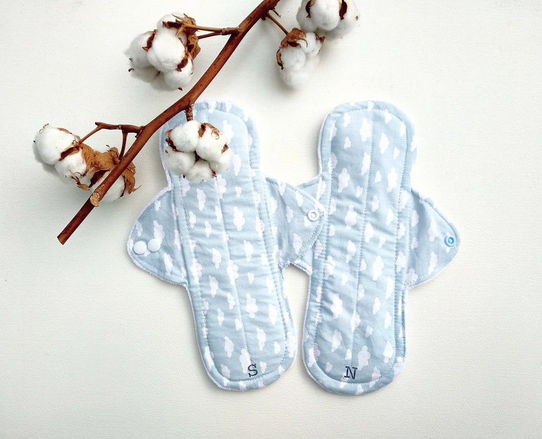 COMPRESA / SALVASLIP NUBES AZUL - Meraki Heartmade