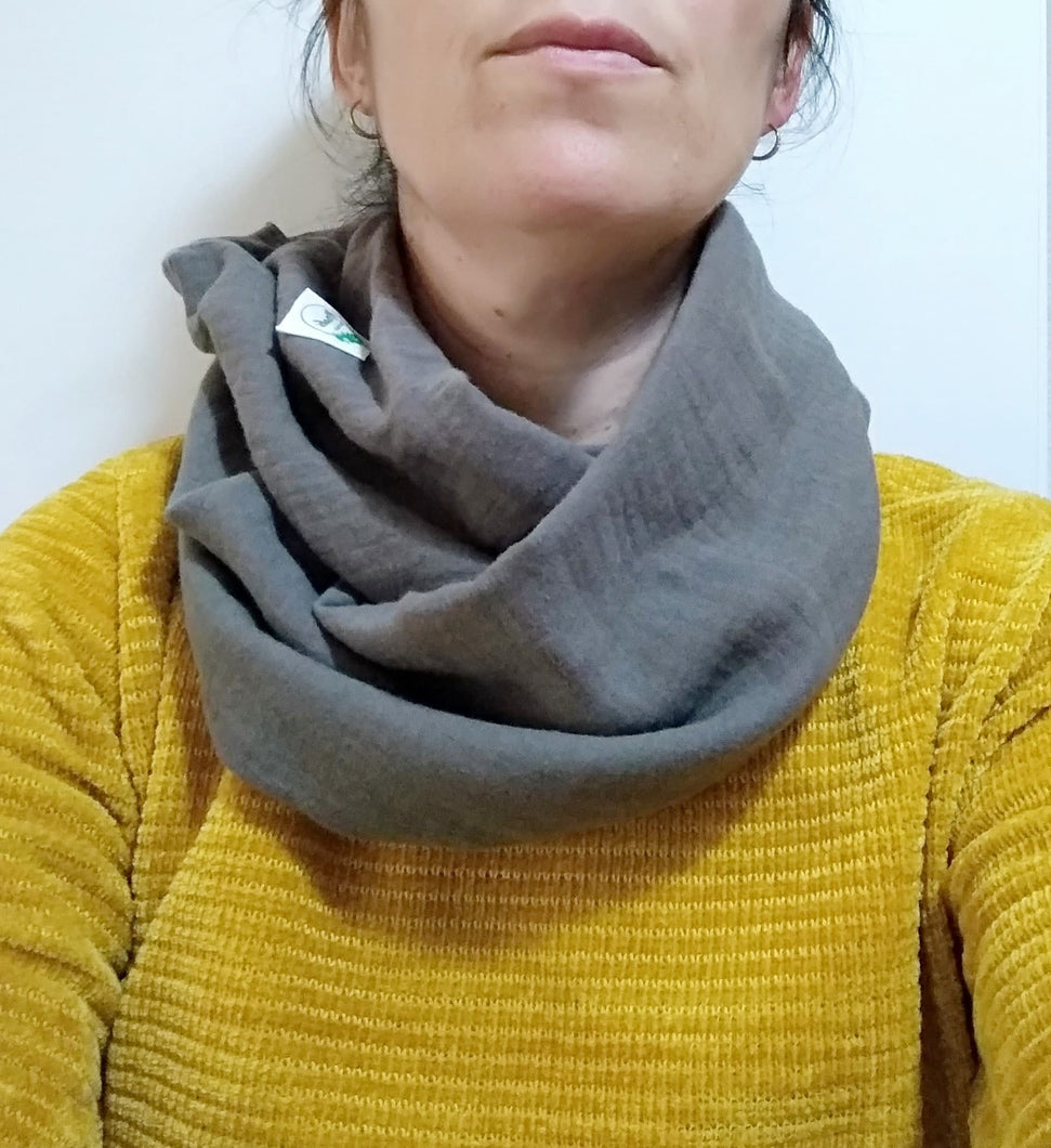 FOULARD MUSELINA GRIS - Meraki Heartmade